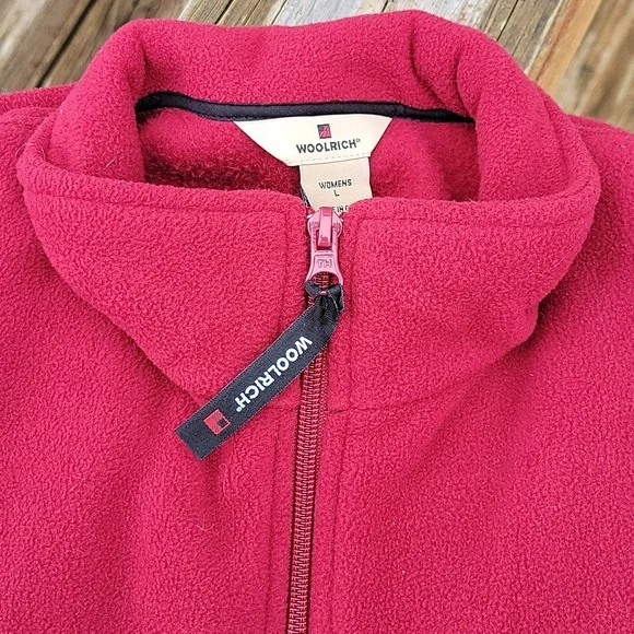 Woolrich Women's Lg Burgandy Fleece Vest - Picture 16 of 16